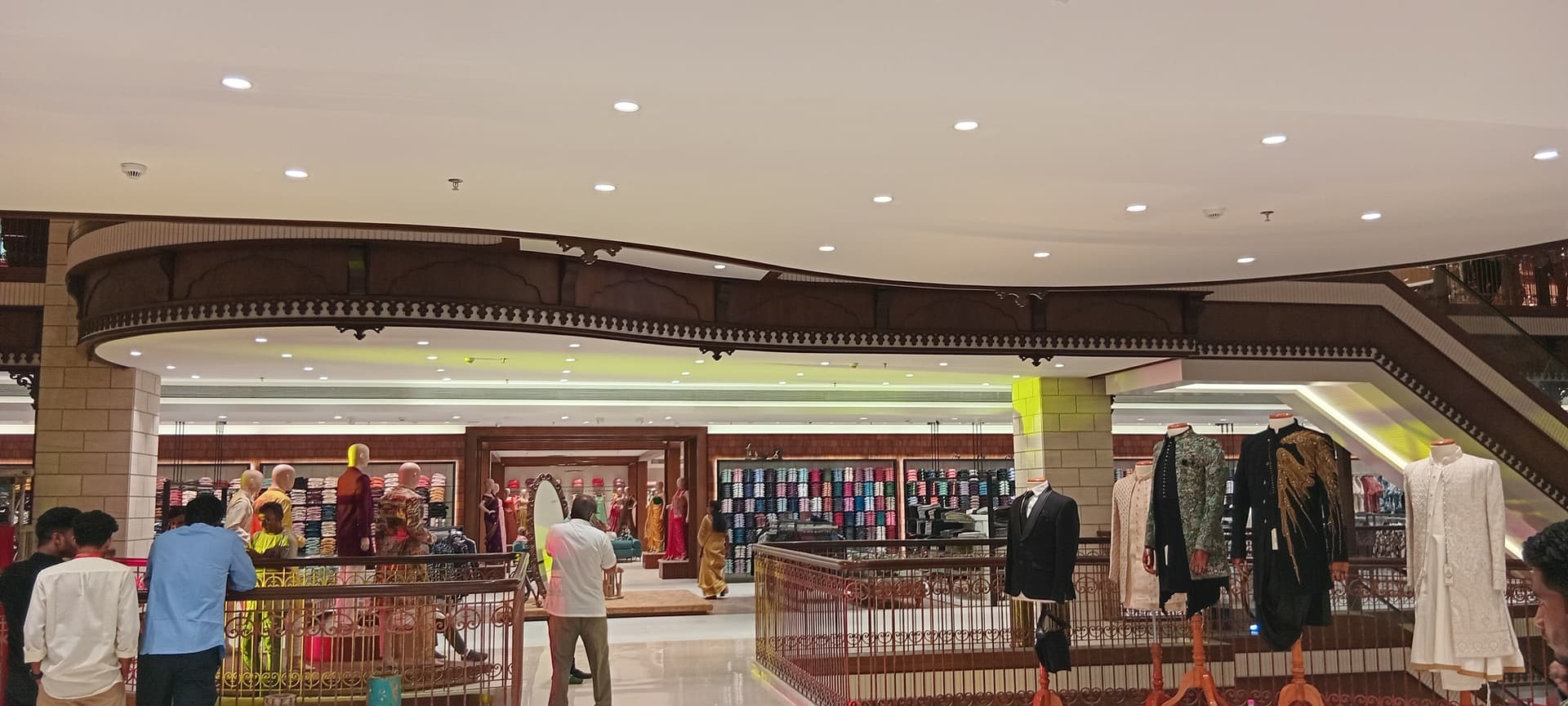Jayalaxmi1 — Abner Lighting